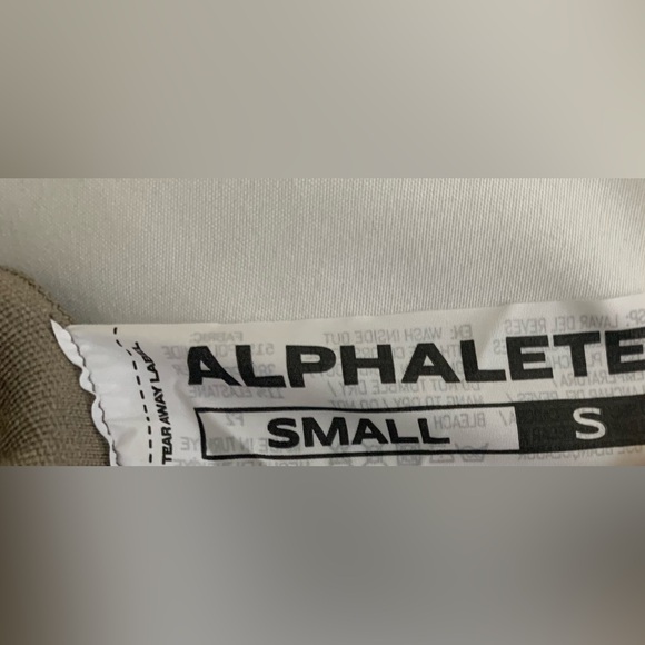 New Women’s Alphalete Amplify Contour 5” Shorts Size Small - Picture 5 of 6